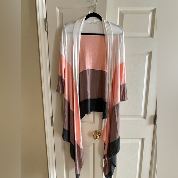 Open front asymmetrical cardigan - Picture 1 of 4